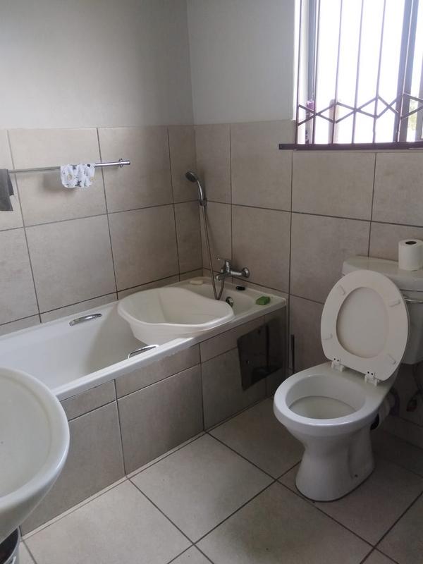 2 Bedroom Property for Sale in Waterval East North West